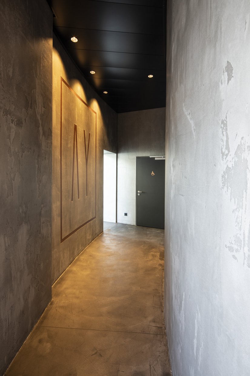 The large wall surfaces required a coordinated approach &amp;ndash; and the perfect result speaks for itself.